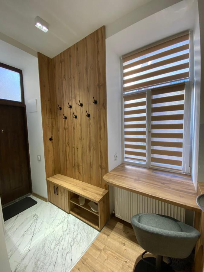 Квартира-Студія Подобово На Вулиці Городоцька 102 Lviv Buitenkant foto